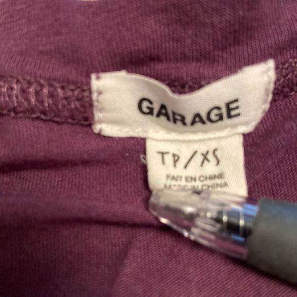 🔥3-$10🔥 Garage short sleeve tee with grommets - Picture 2 of 4